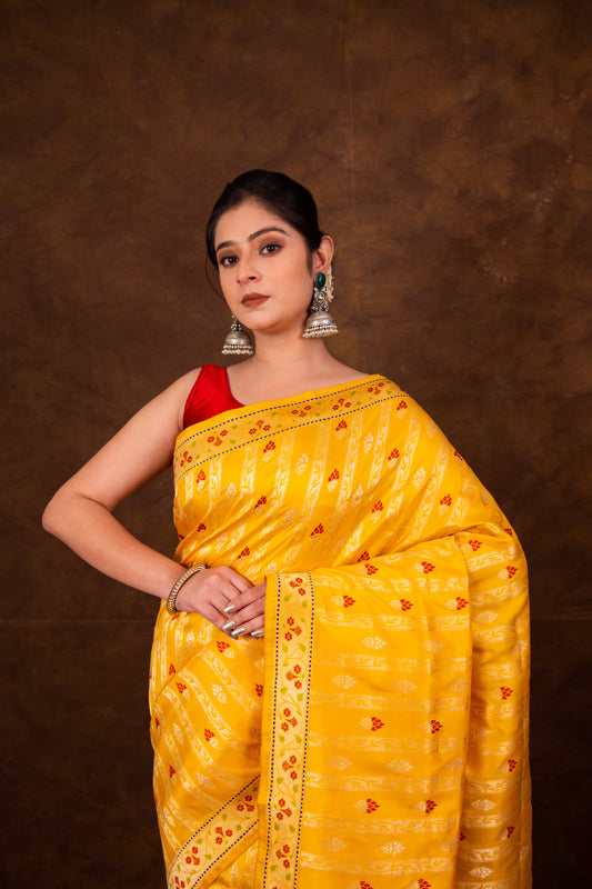 Pure Katan silk Kadhwa Bootidar with floral Border Banarasi Saree