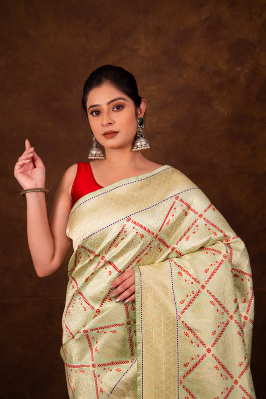 Pure Katan silk Kadhwa Jangla with Traditional Border Banarasi Saree