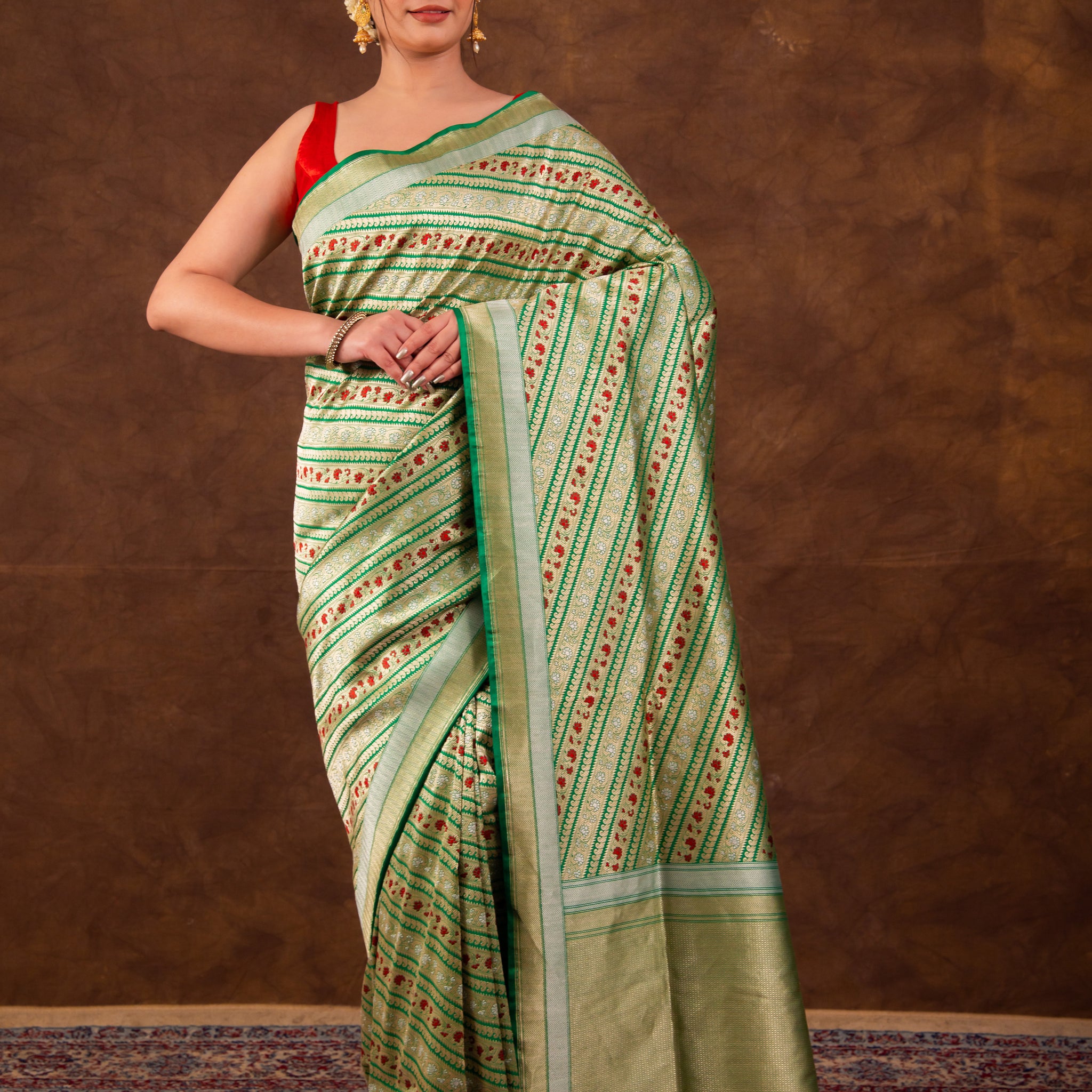 Pure Katan Silk Bottle Green Kadhwa Meenakari Banarasi Saree